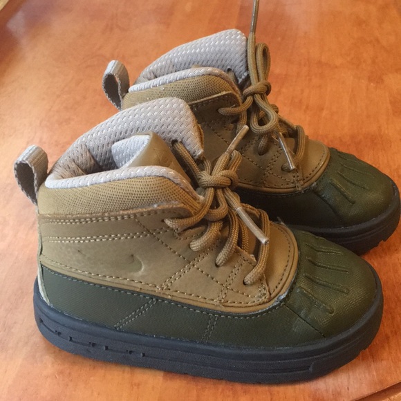 Nike Other - Nike Woodside toddler boots
